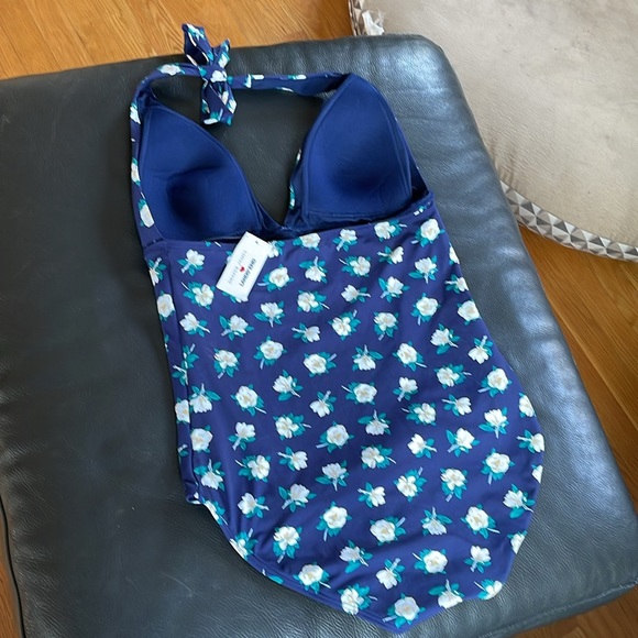 Lands End Floral Halter Top One Piece - Picture 2 of 2